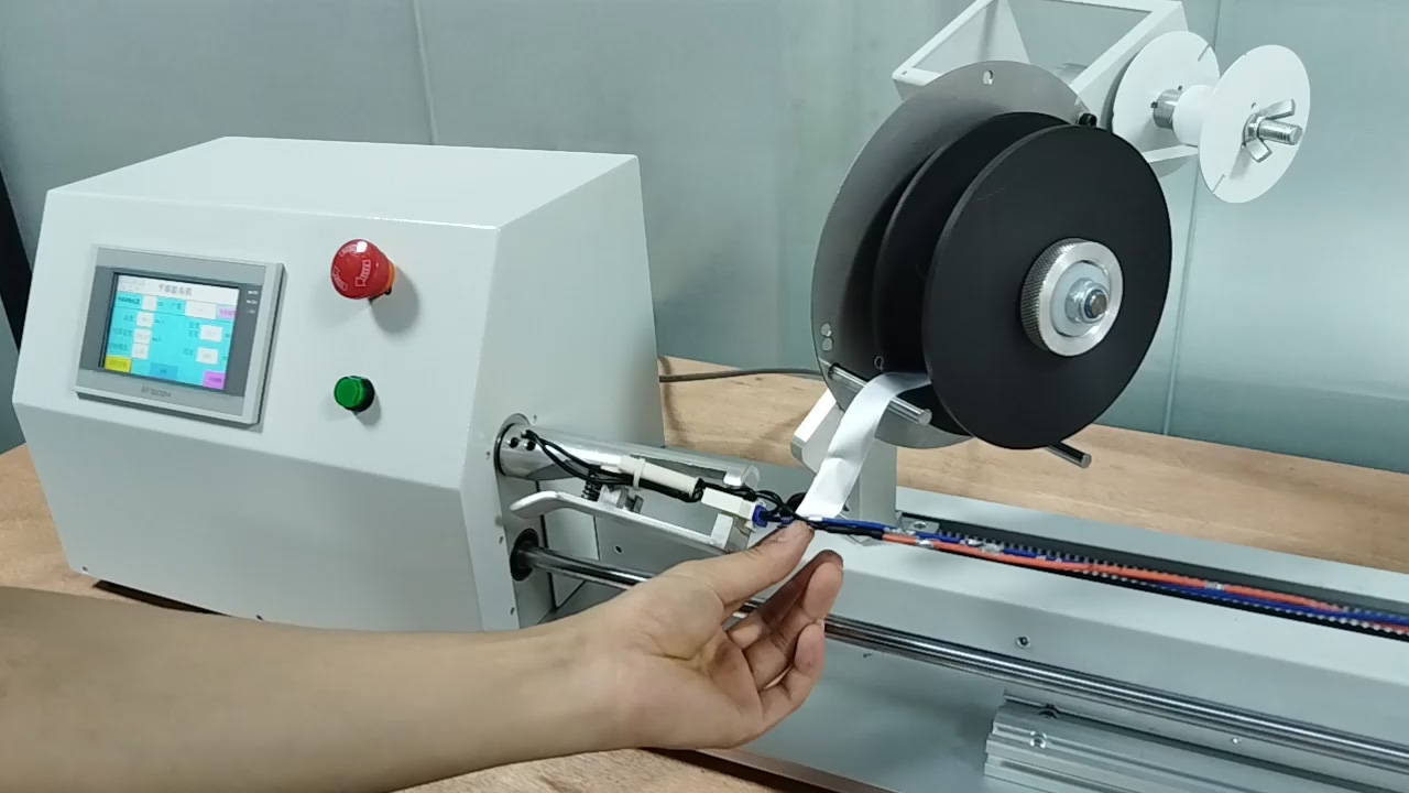 Equipamento para Embalagem de Papel Alumínio: Unidade de Liberação e Coleta Automática de Papel