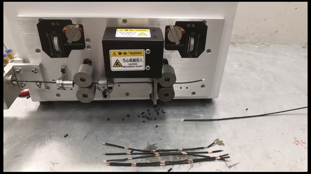 Máquina de Corte e Decapagem de Bainha Totalmente Automática