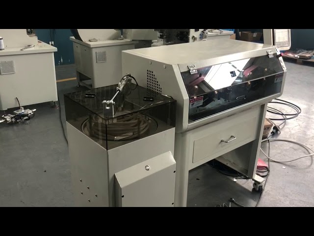 Máquina de Corte e Decapagem Automática de Fios Multicore com Bobinadora WPM 680
