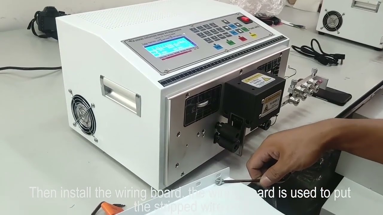 Cortador Automático de Fios | Máquina de Corte e Decapagem para Indústria