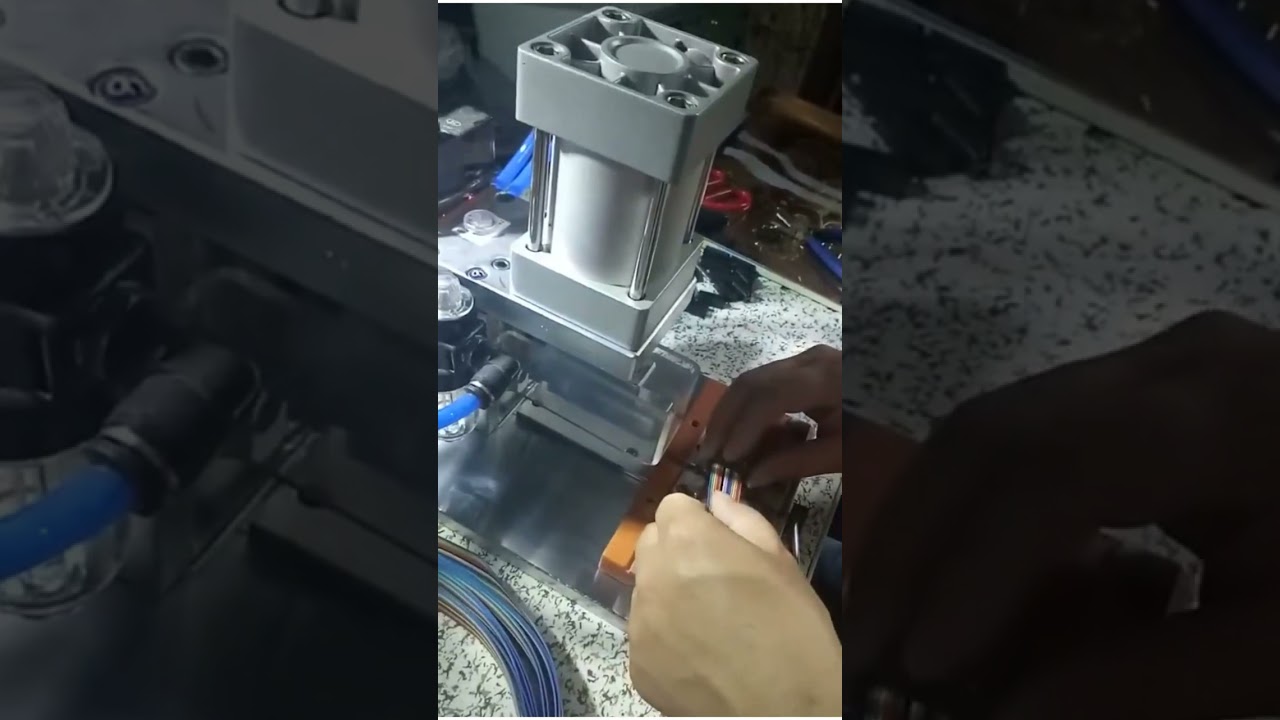 Máquina de Soldar Portátil Semi-Automática para Conector Lightning iPhone - Carregamento Rápido e Preço Baixo