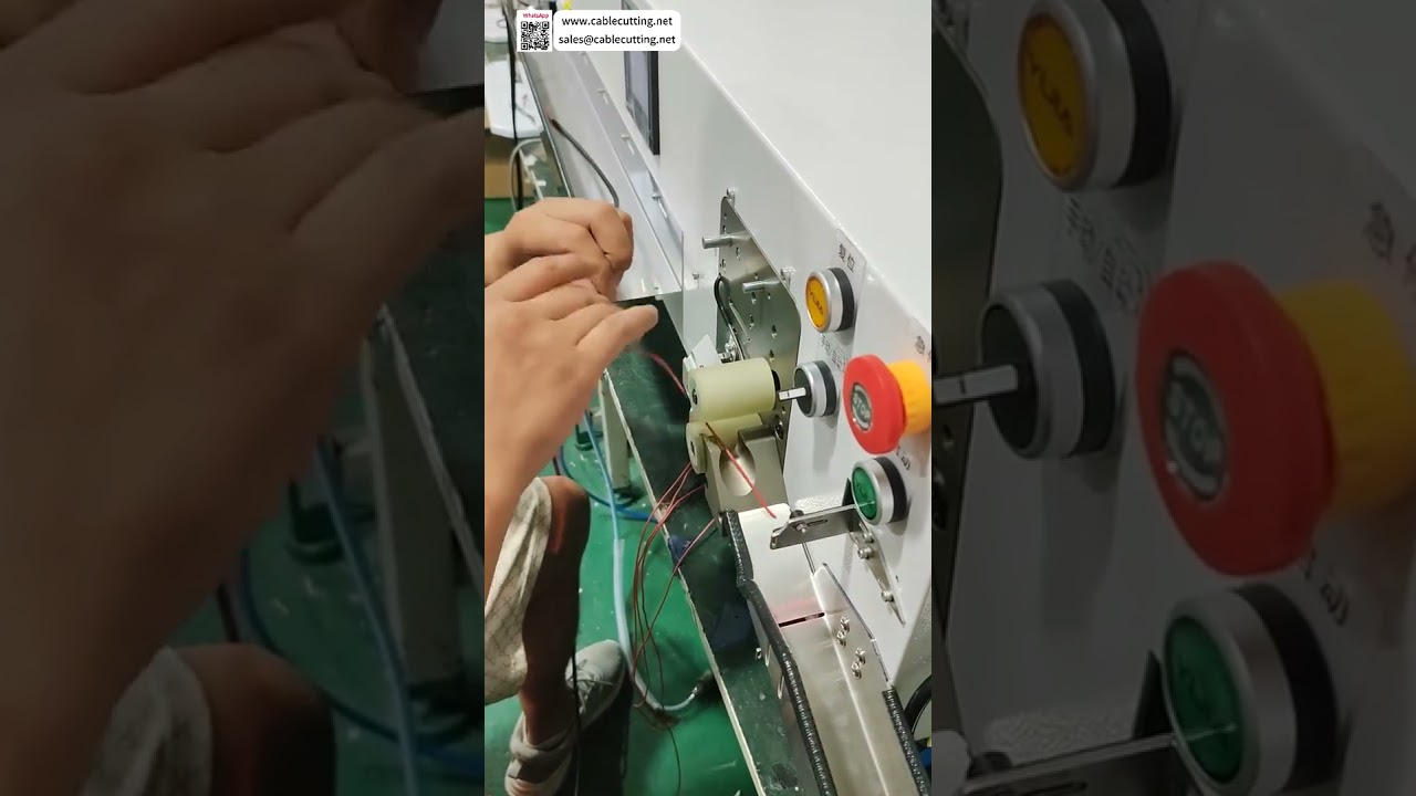 Máquina de Inserção de Tubos Longos: Solução para Encamisamento Difícil em Chicotes Elétricos