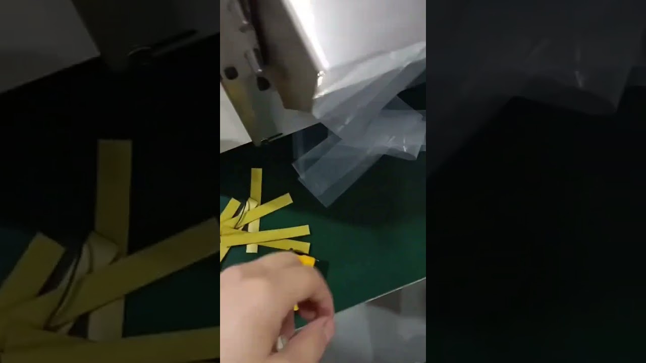 Máquina de Corte Automática de Tubos | Corte Preciso de Sacos Plásticos com Comprimento Ajustável