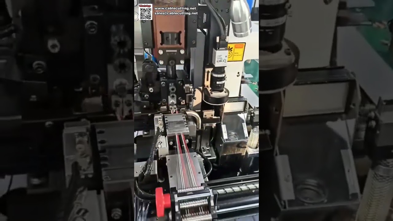 Máquina Automática de Inserção de Conectores para Chicotes Elétricos Ultra Curtos de 15mm