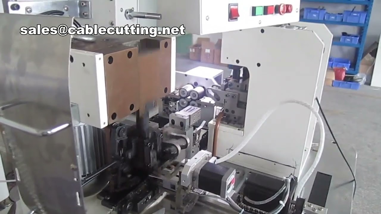 Máquina de Corte, Decapagem e Crimpagem de Cabos Planos – Automatize sua Linha de Produção