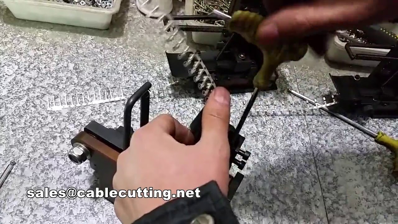 Vídeo de instalação e ajuste do aplicador da máquina de crimpagem horizontal de terminais