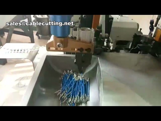 Máquina de Crimpagem Dupla Cabeça para Corte, Decapagem e Crimpagem de Fios - Eficiência Industrial