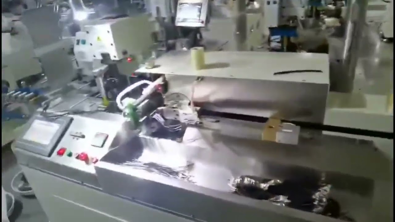 Máquina Automática de Crimpagem e Estanhamento para Chicotes Elétricos