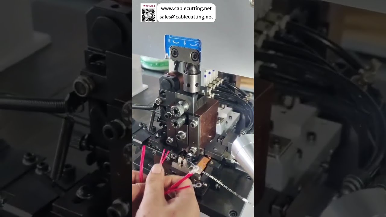 Máquina Horizontal de Decapagem e Crimpagem de Terminais para Montagem de Chicotes em Uma Única Etapa